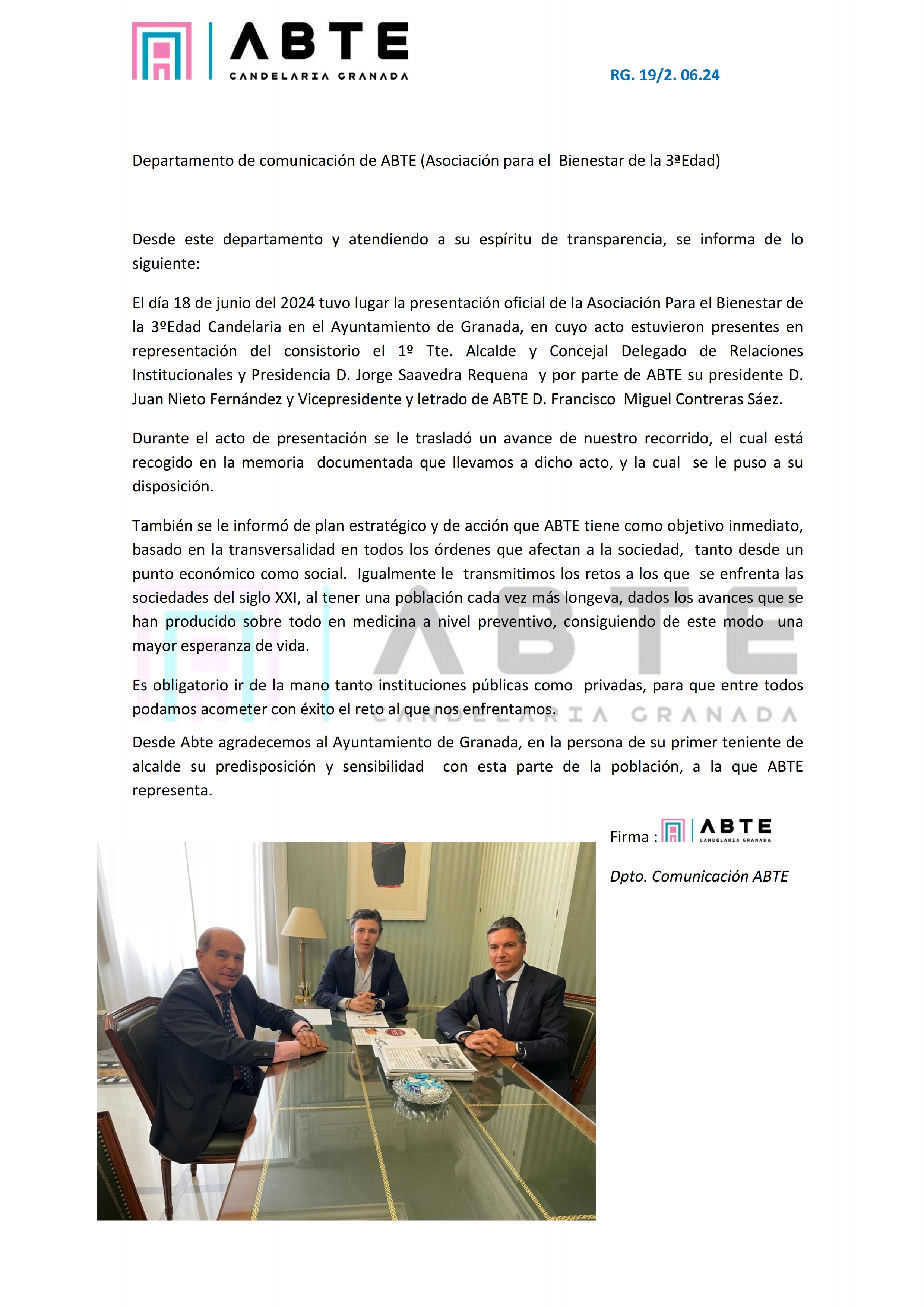 foto de la presentación oficial de abte al ayuntamiento de Granada